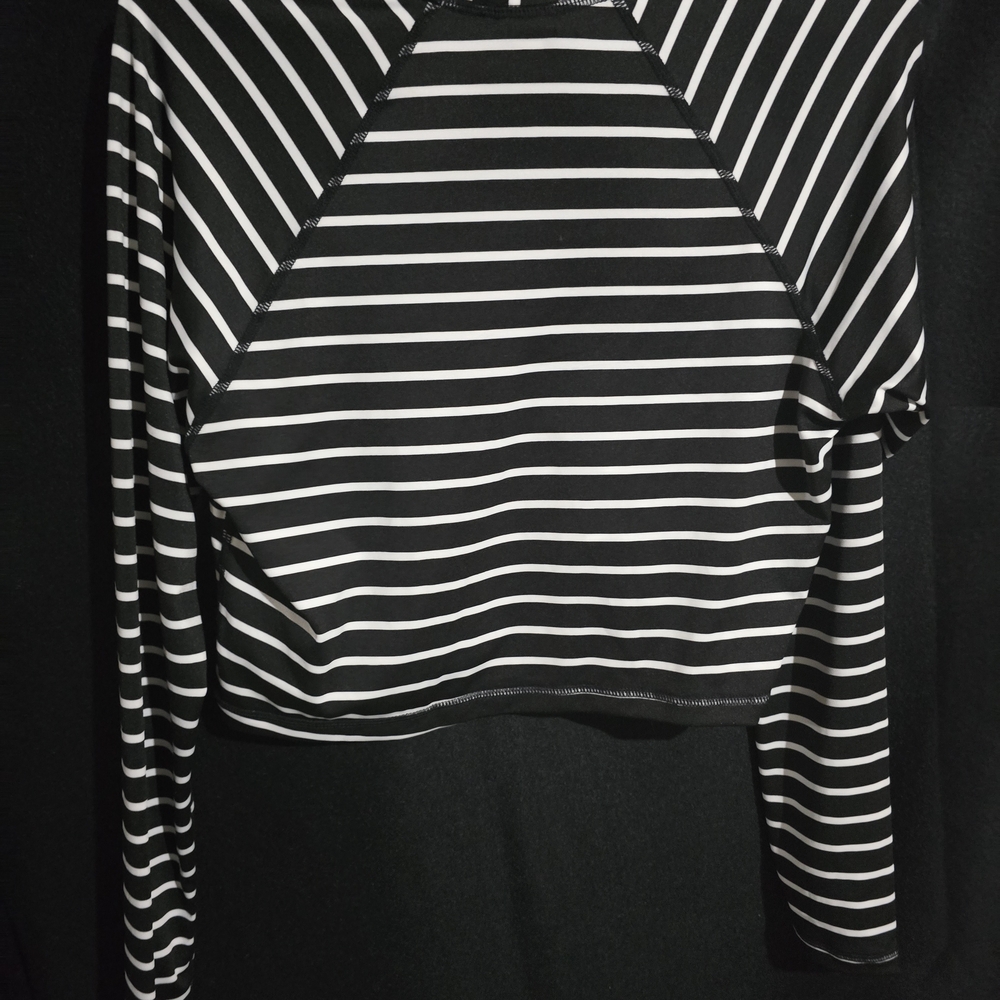 Kona Sol Monochrome Striped Crop Top